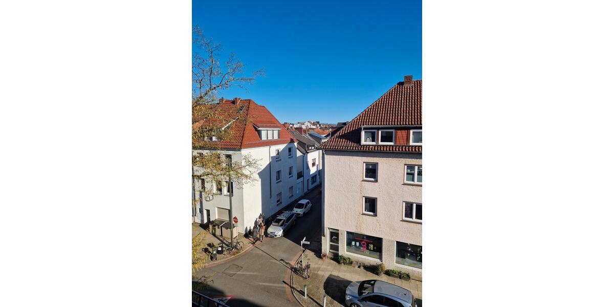 Dachgeschoßwohnung Bremen Findorff - 2.5 Zimmer, 53 m&sup2;, 180.000&euro; | Angebot:26124171