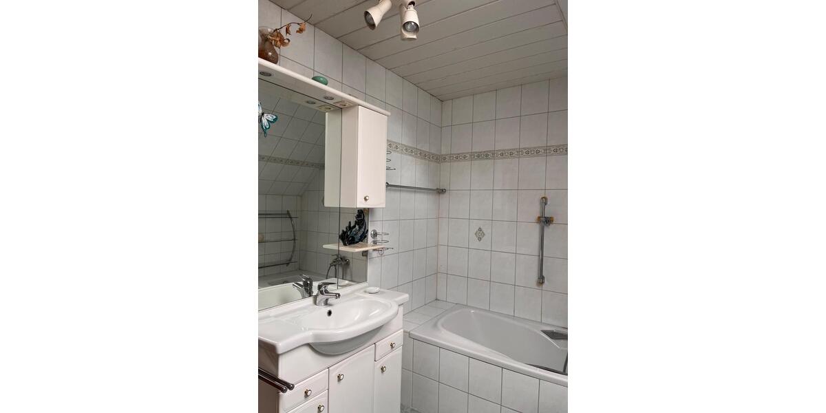 Mehrfamilienhaus, Wohnhaus Klingenthal - 9 Zimmer, 200 m&sup2;, 150.000&euro; | Angebot:27062184