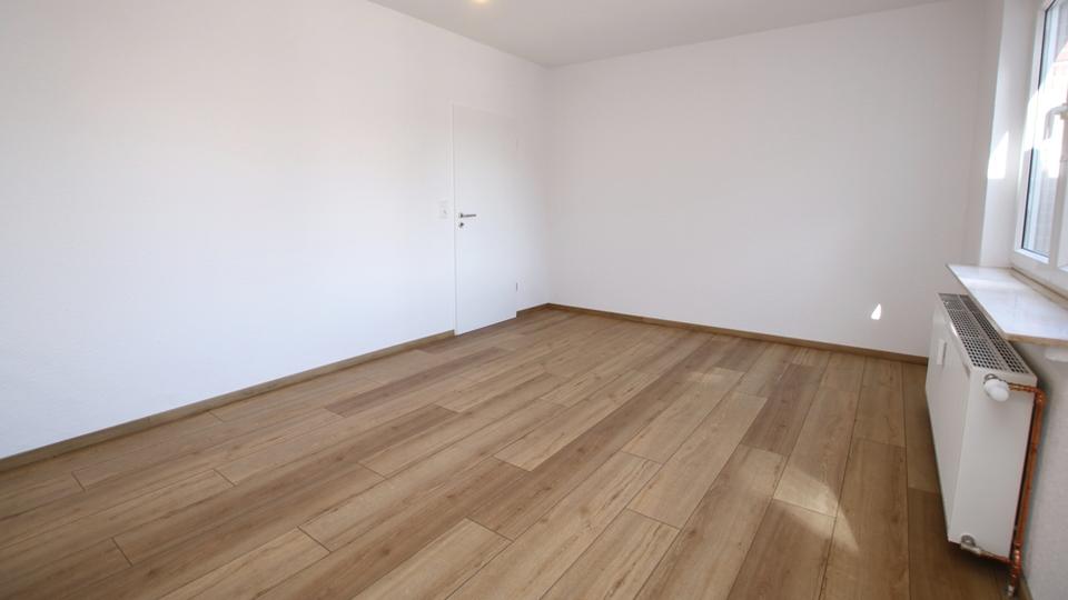 Erdgeschoßwohnung Edewecht - 2 Zimmer, 69 m&sup2;, 600&euro; | Angebot:26354076