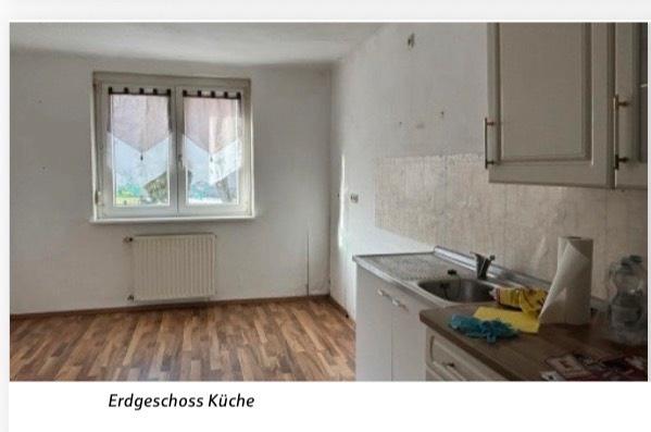 Einfamilienhaus Ballenstedt - 5 Zimmer, 111 m&sup2;, 79.000&euro; | Angebot:26507380