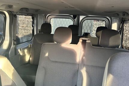 Opel Vivaro 190.000 km 6.800 &euro; Büdingen 63654