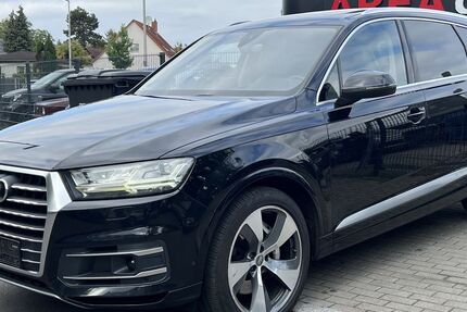 Audi Q7 266.000 km 24.900 € Berlin 12353