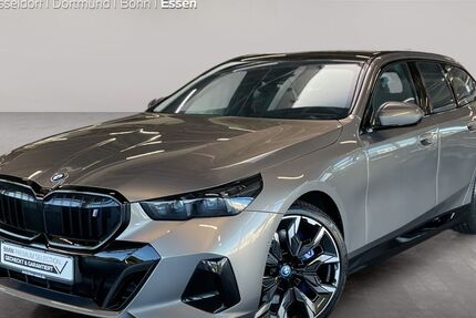 BMW i5 19.331 km 70.899 € Essen 45141