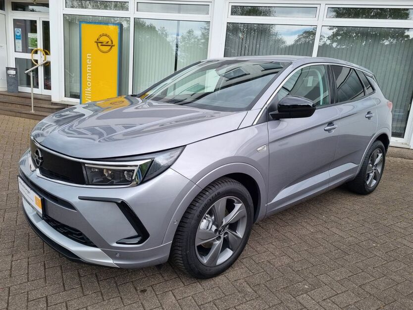 Opel Grandland (X) 22.500 km 22.490 € Pelm 54570