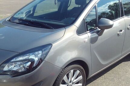 Opel Meriva 98.780 km 4.890 € Lippstadt-Lipperbruch 59558