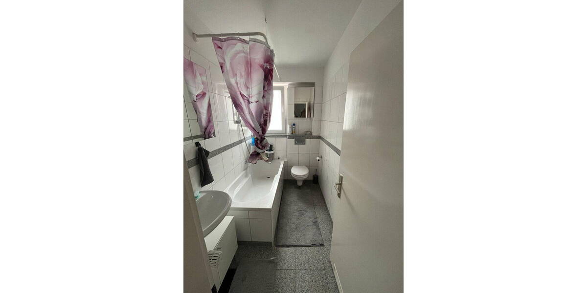 Etagenwohnung Leverkusen Quettingen - 3 Zimmer, 69 m&sup2;, 810&euro; | Angebot:26628095