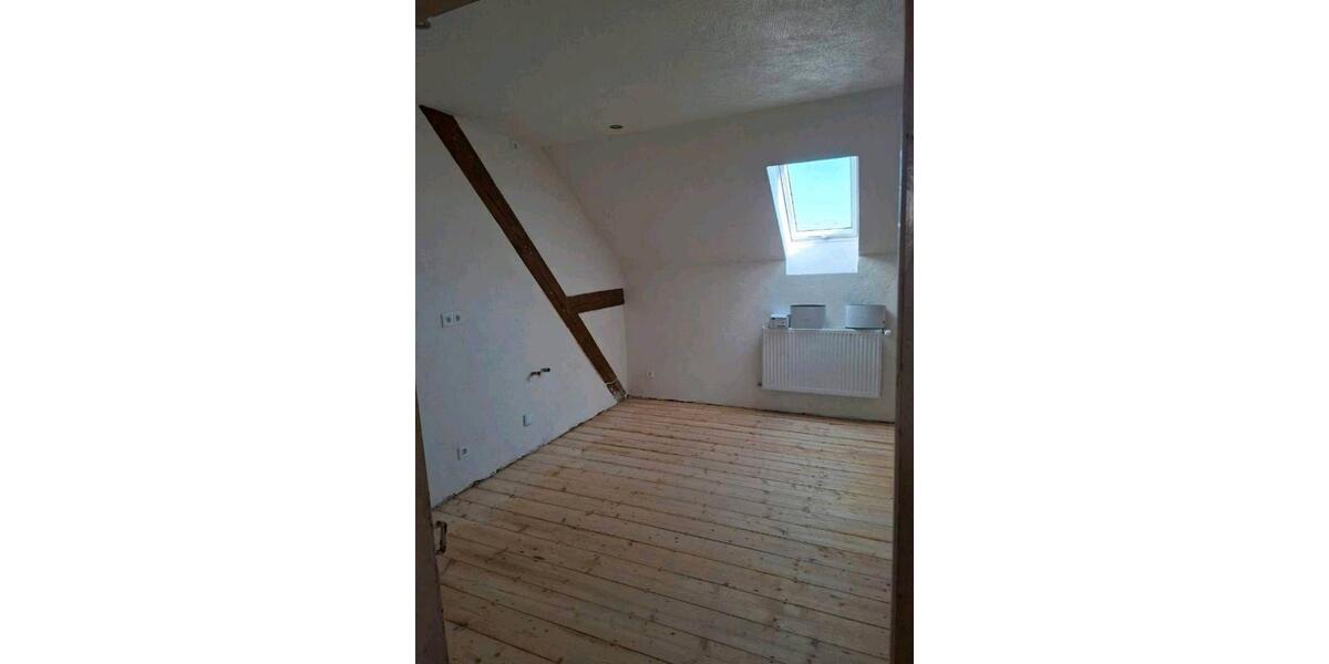 Etagenwohnung Sankt Wendel - 8 Zimmer, 180 m&sup2;, 750&euro; | Angebot:26441453