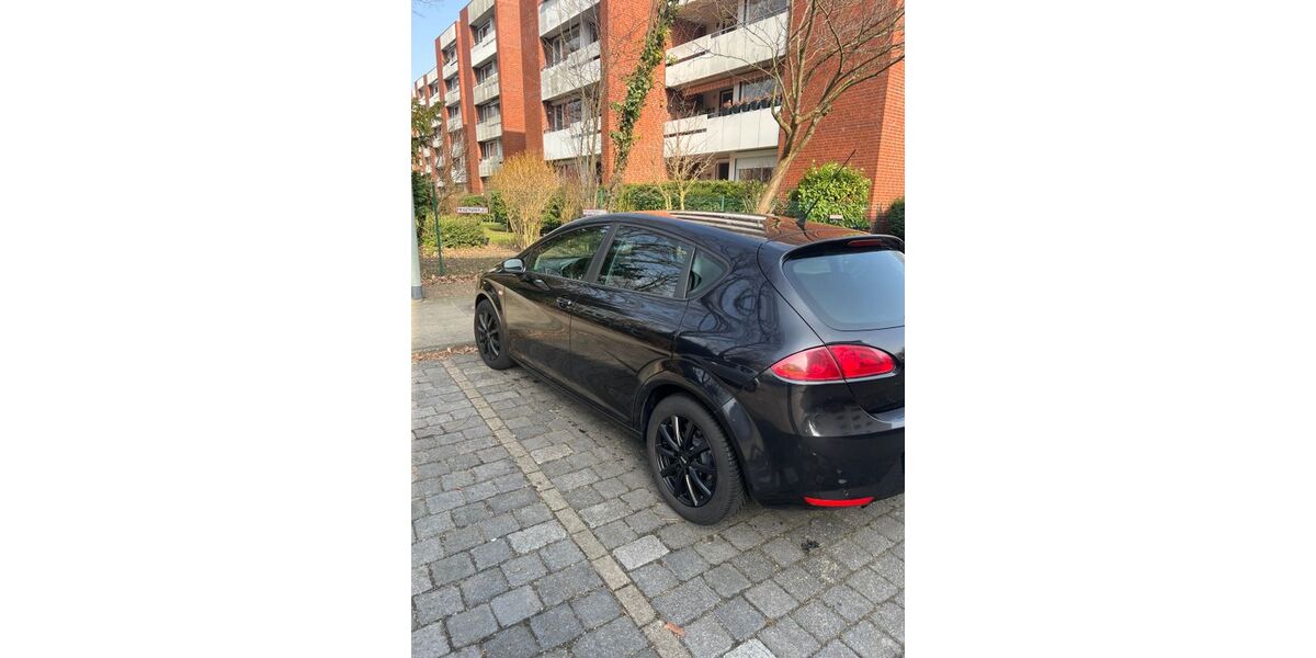 Seat Leon 212.210 km 3.599 &euro; Bremerhaven 27570