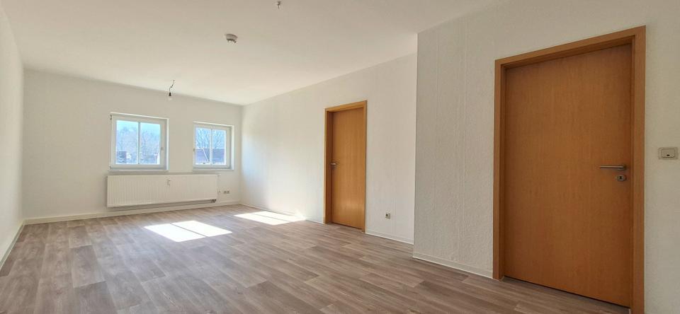 Dachgeschoßwohnung Sondershausen - 3 Zimmer, 71 m&sup2;, 330&euro; | Angebot:25512317
