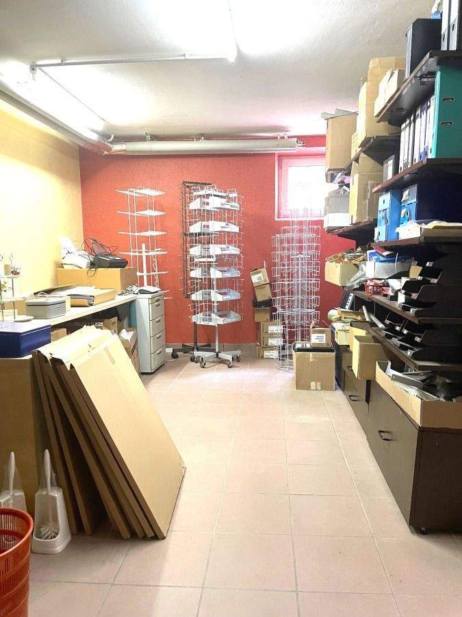 *** Schickes Ladenlokal in guter Lage, ehemals Lotto Filiale *** 1 zimmer