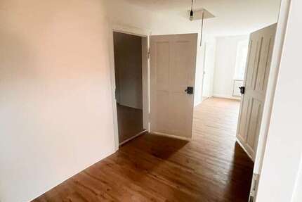 Büro in Kamenz 333 € 74 m²