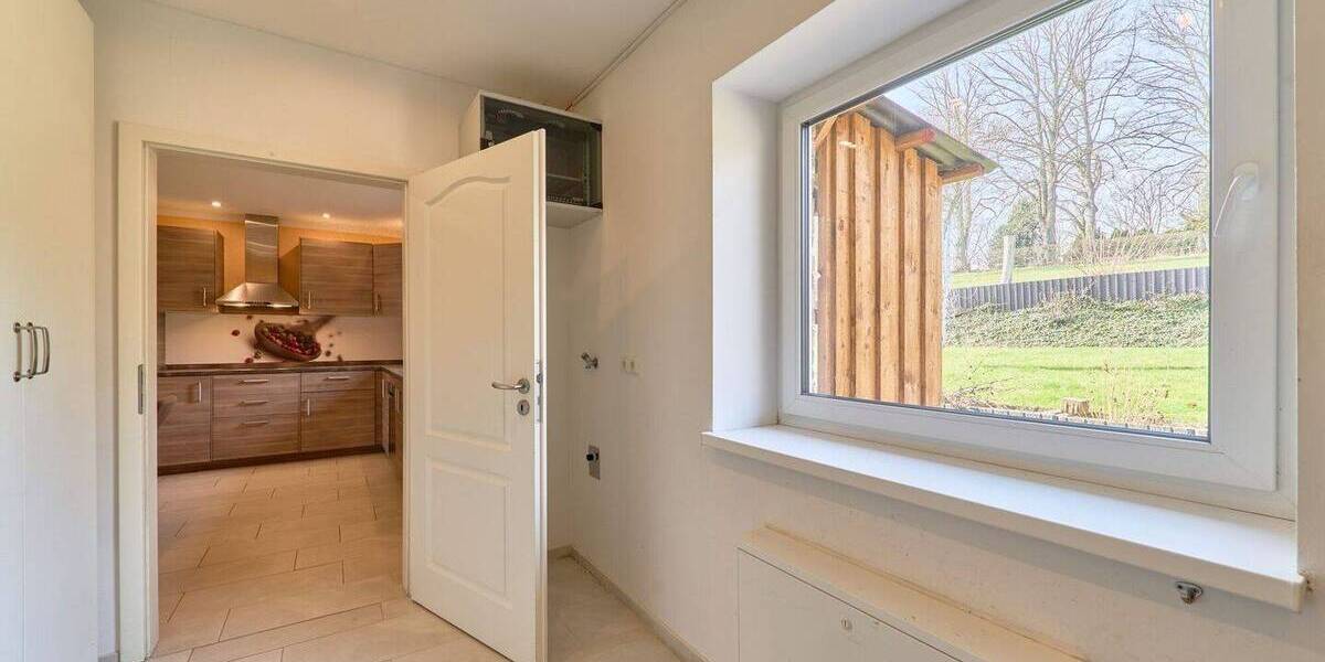 Bungalow Malente / Neukirchen Neukirchen - 4 Zimmer, 121 m&sup2;, 399.000&euro; | Angebot:26208386