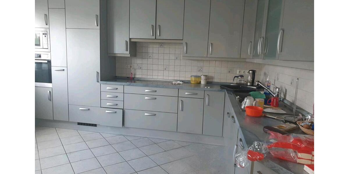 Etagenwohnung Westerstede - 6 Zimmer, 230 m&sup2;, 1.800&euro; | Angebot:26042344