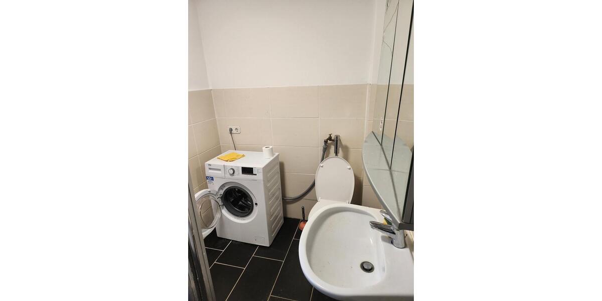Etagenwohnung Hof Altstadt - 3 Zimmer, 65 m&sup2;, 35&euro; | Angebot:26398524