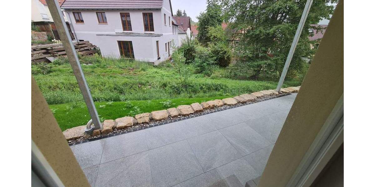 Modernes Wohnen in einem Reihenendhaus mit Außenbereich und Stellplätzen 5 zimmer