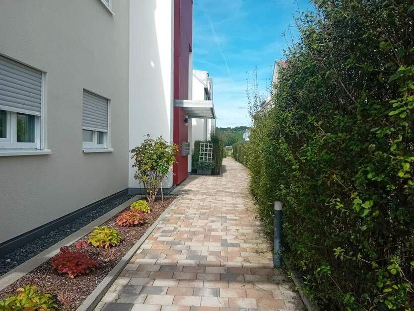 LEBENSQUALITÄT –barrierefreie Neubauwohnung mit Terrasse 3 zimmer