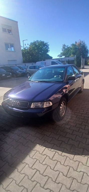 Audi A4 232.904 km 1.690 € Fürth 90763