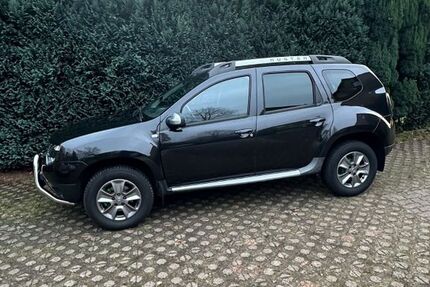 Dacia Duster 90.000 km 9.900 &euro; Hamburg 22589