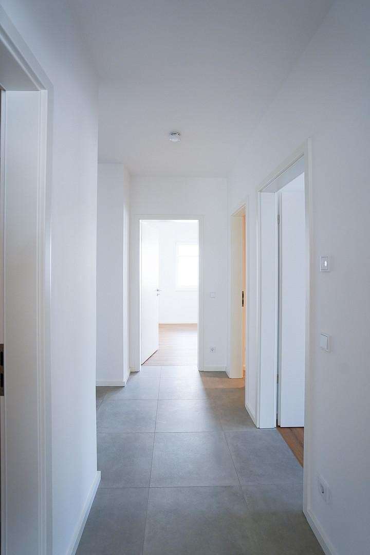 Wohnung zum Mieten in Brandenburg - Potsdam 2.390 € 125 m² 4 zimmer