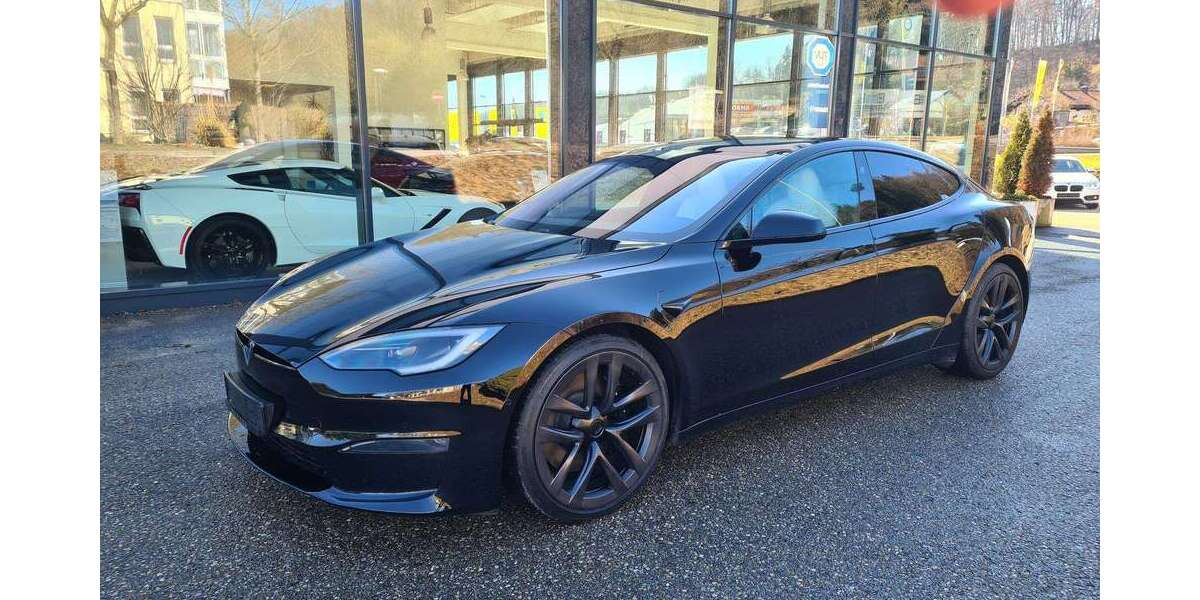 Tesla Model S 71.284 km 73.490 &euro; Trostberg 83308