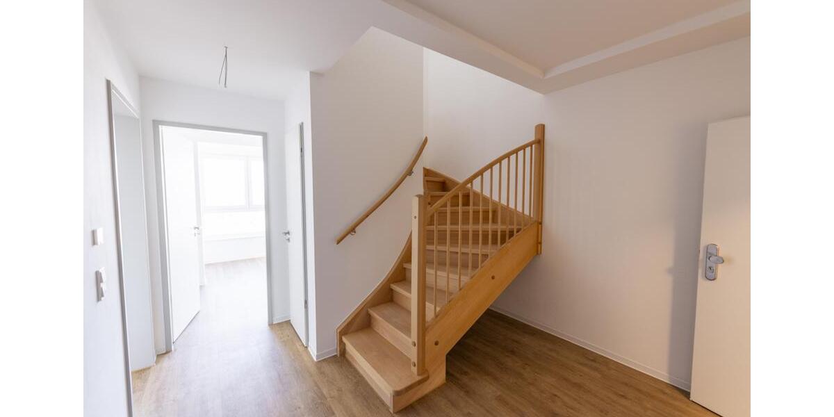 Maisonettenwohnung Cottbus Sachsendorf - 5 Zimmer, 130 m&sup2;, 2.086&euro; | Angebot:26163990