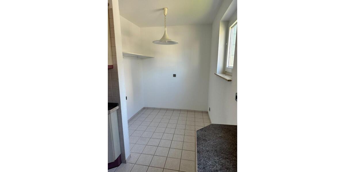 Etagenwohnung Villingen-Schwenningen Schwenningen - 4.5 Zimmer, 103 m&sup2;, 250.000&euro; | Angebot:26384547