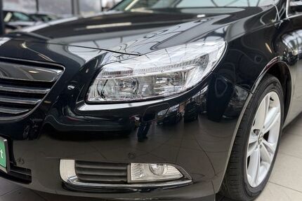Opel Insignia 95.569 km 10.890 &euro; Bottrop 46236