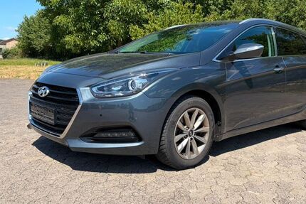 Hyundai i40 90.204 km 10.950 &euro; Bad Nauheim 61231