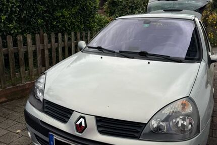 Renault Clio 147.155 km 1.400 € Efringen-Kirchen 79588