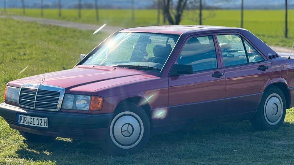 Mercedes-Benz 190 64.900 km 7.000 € Pirna 01796