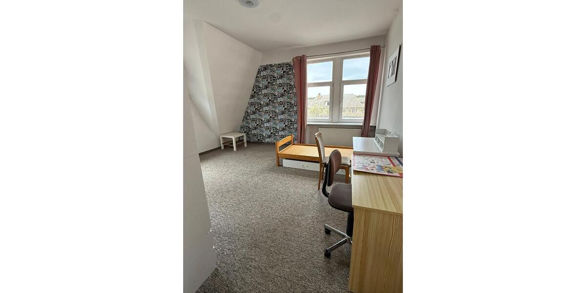 Etagenwohnung Löcknitz - 4 Zimmer, 110 m&sup2;, 550&euro; | Angebot:26130178
