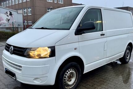 VW T5 Transporter 300.000 km 5.950 &euro; Essen 45139