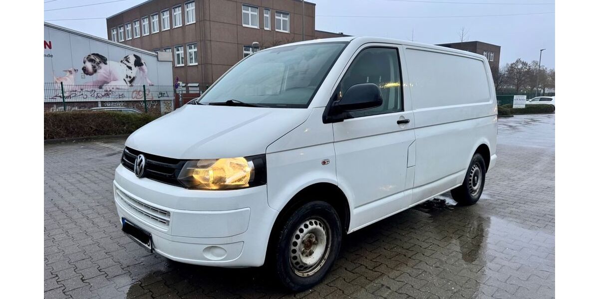 VW T5 Transporter 300.000 km 5.950 &euro; Essen 45139
