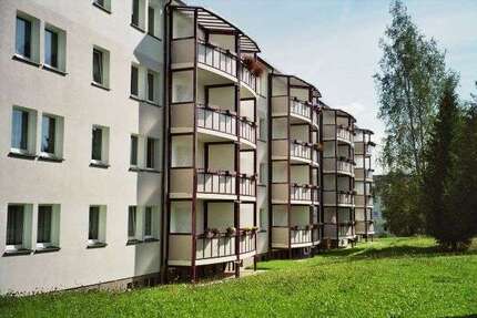 Wohnung Adorf Jugelsburg - 2 Zimmer, 49 m&sup2;, 270&euro; | Angebot:25900647