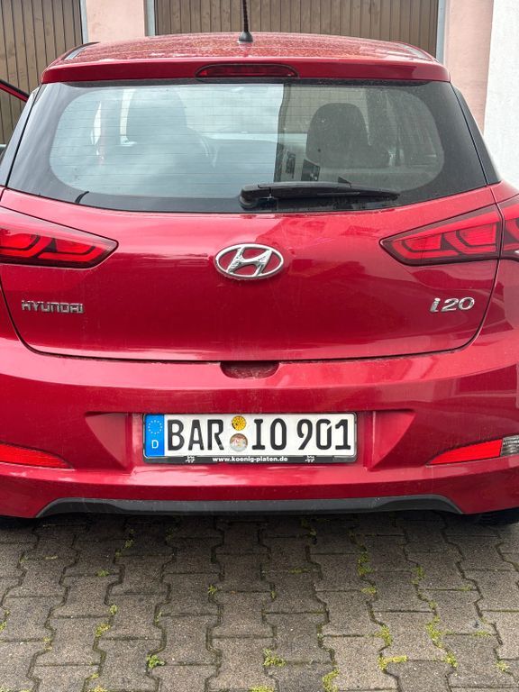 i20