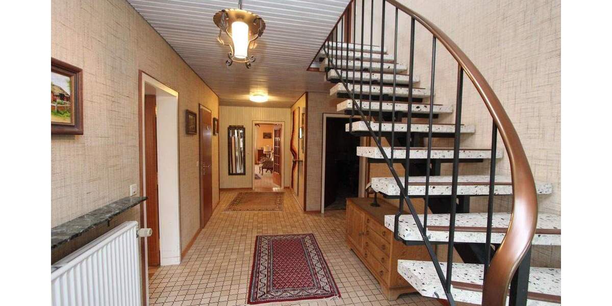 Einfamilienhaus Klixbüll - 7 Zimmer, 259 m&sup2;, 375.000&euro; | Angebot:25706533