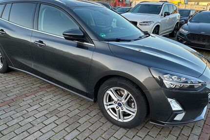 Ford Focus 114.000 km 10.987 &euro; Weinheim 69469
