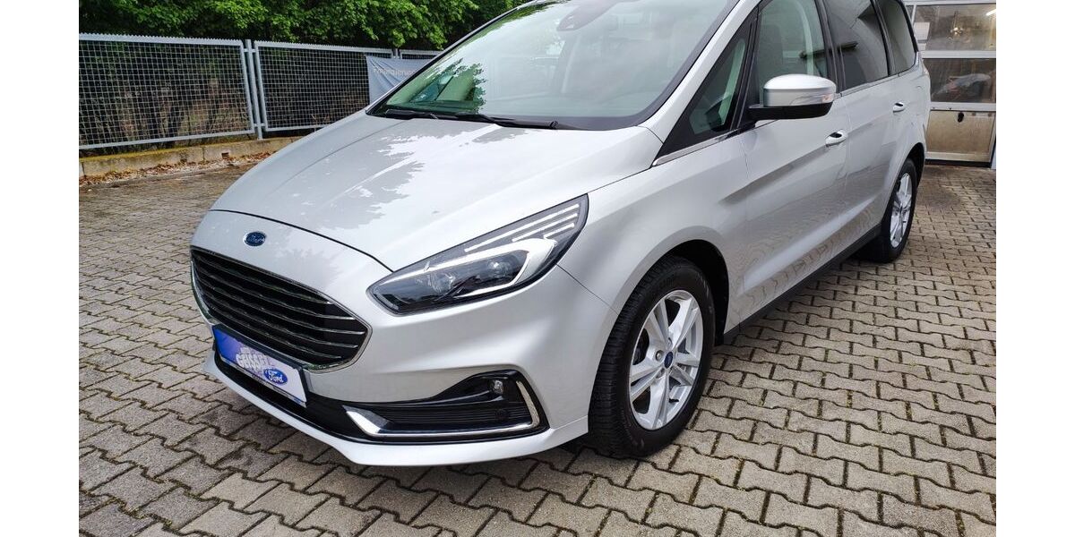 Ford Galaxy 48.600 km 32.980 &euro; Dessau-Roßlau 06849