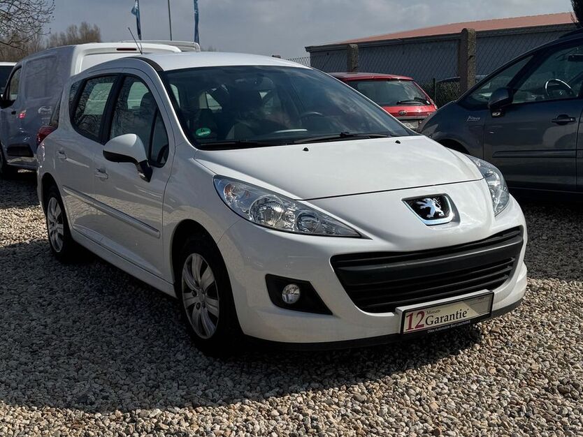 Peugeot 207 94.221 km 4.999 € Bad Lauchstädt 06246