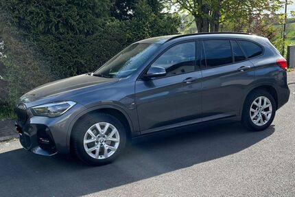 BMW X1 67.960 km 22.900 &euro; Hosenfeld 36154