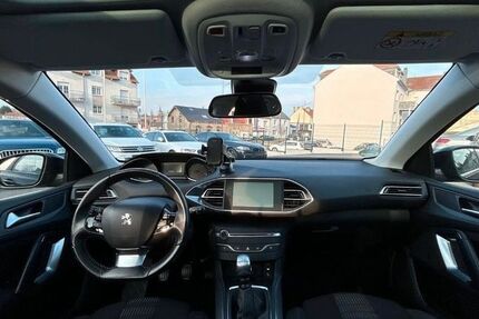 Peugeot 308 167.100 km 6.600 &euro; Völklingen 66333