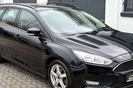 Ford Focus 127.000 km 8.200 &euro; Bremen 28219