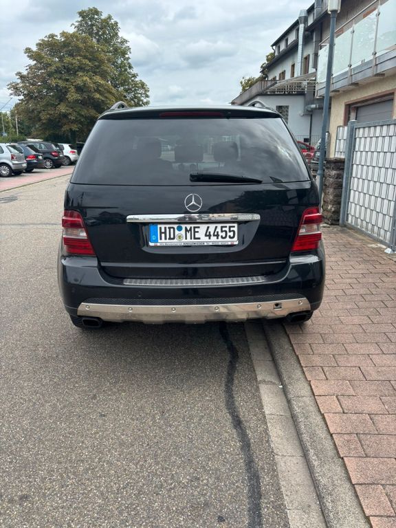 Mercedes-Benz ML 320 288.000 km 5.950 € Mauer 69256