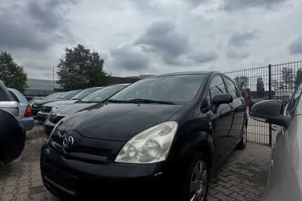 Toyota Corolla Verso 202.000 km 2.790 &euro; Velten 16727