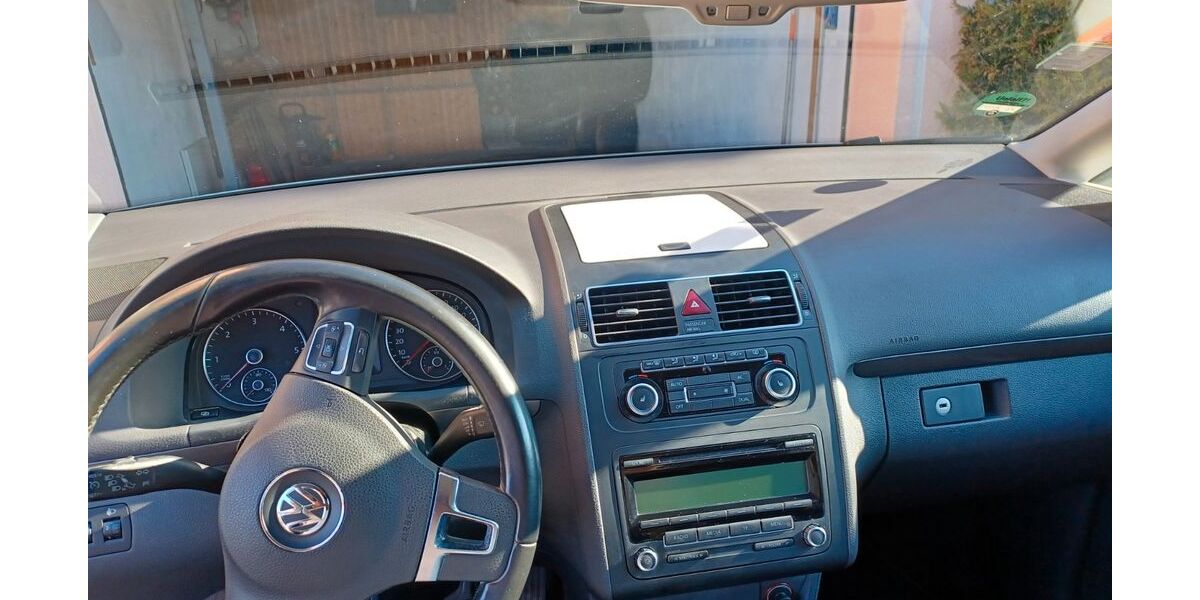 VW Touran 297.000 km 4.900 &euro; Bad Kissingen 97688