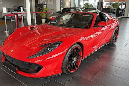 Ferrari 812 4.900 km 559.000 &euro; Egling 82544