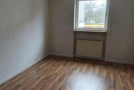 Helle 2-Zimmer-Wohnung mit Balkon in Düren-Gürzenich
