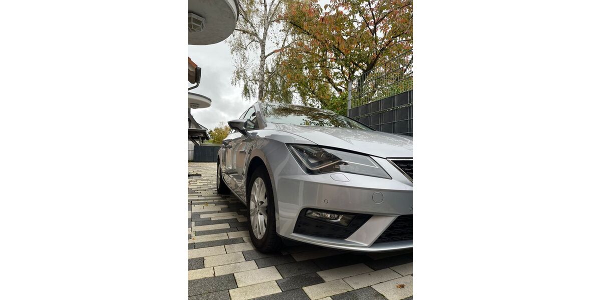 Seat Leon 81.300 km 15.000 &euro; Leichlingen 42799