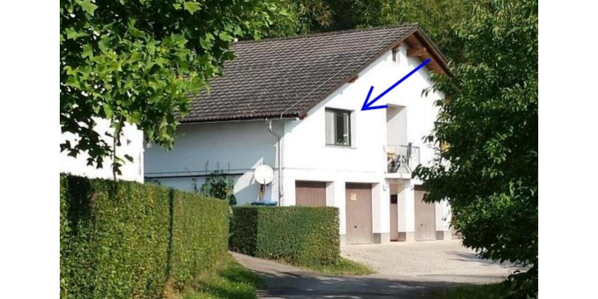 Dachgeschoßwohnung Römhild - 2 Zimmer, 41 m&sup2;, 410&euro; | Angebot:24944895