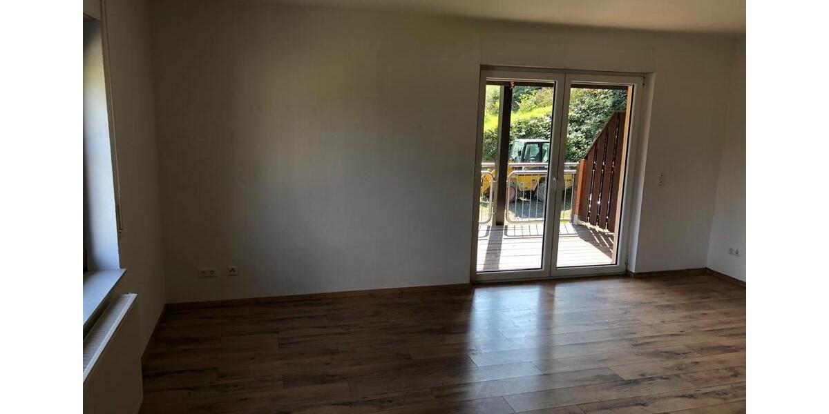 Etagenwohnung Bad Ems - 2.5 Zimmer, 75 m&sup2;, 530&euro; | Angebot:25917594